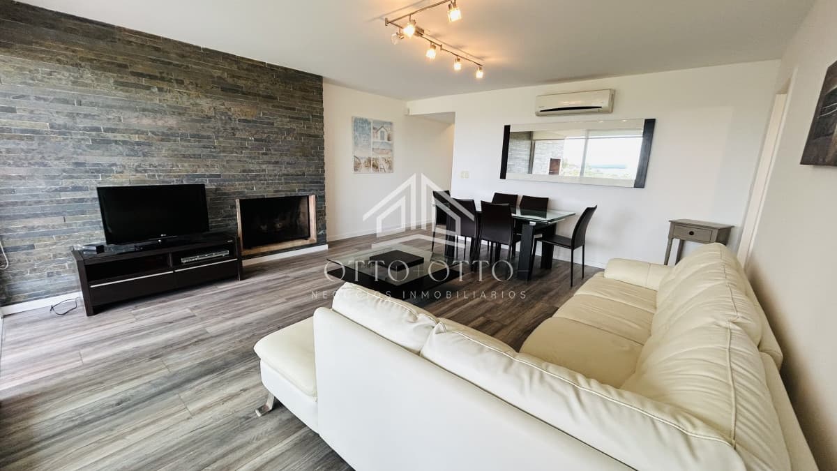 Apartamento 2 dormitorios con vista al mar Punta del Este