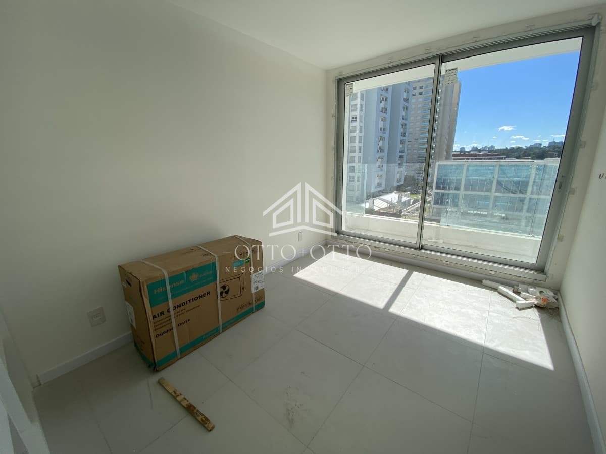 Apartamento a estrenar a pasos de Playa Mansa Punta del Este!