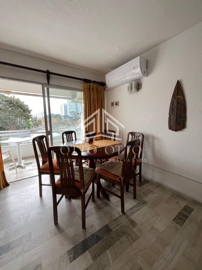 Venta apartamento un dormitorio Punta del este Roosevelt edificio Geneve