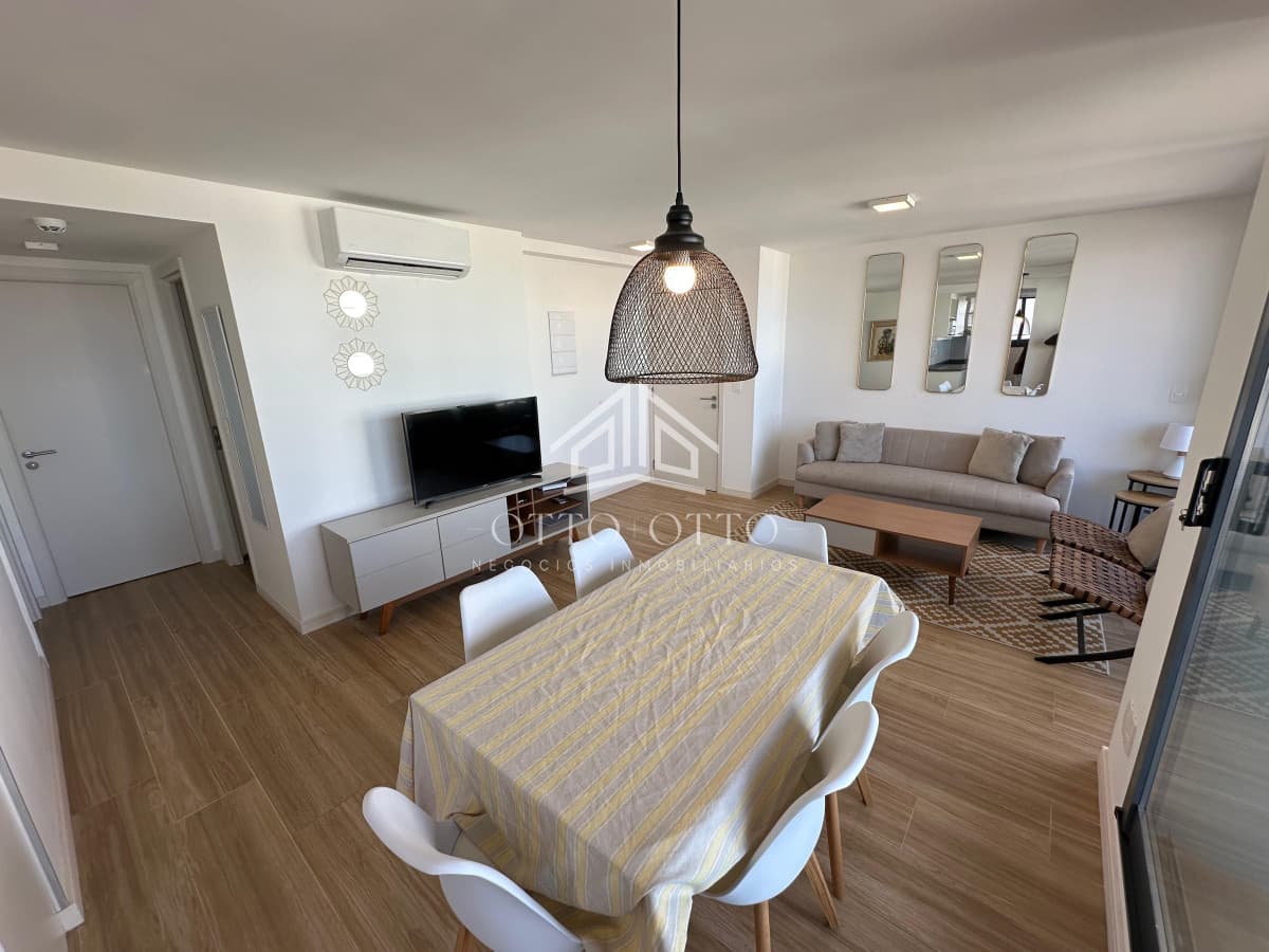 Venta apartamento dos dormitorios punta del este playa brava edificio siglo sol ii vista al mar