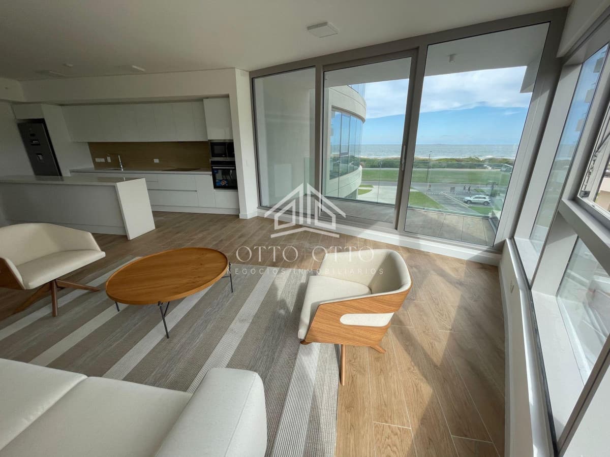 Apartamento de 2 dormitorios en venta, Punta del Este TRUMP TOWER