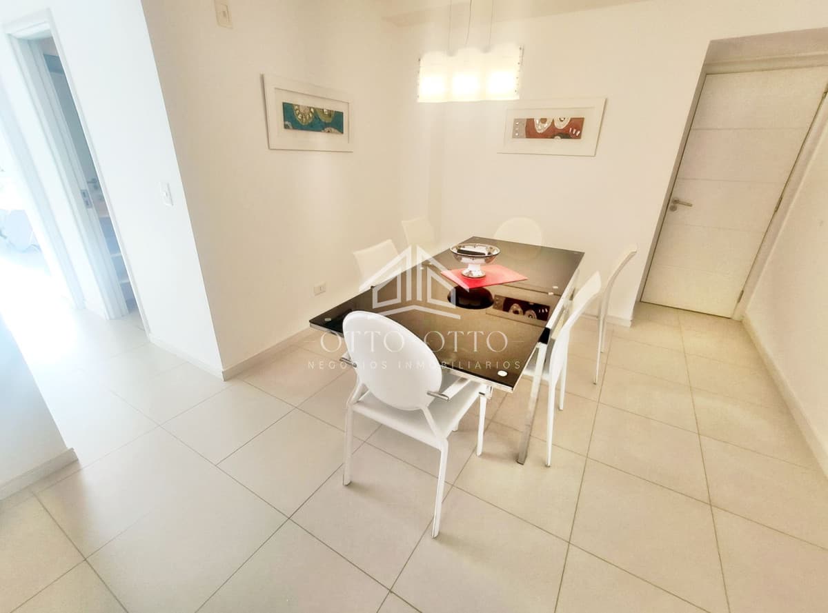 Botavara 2 dormitorios en Edificio con servicios!!!