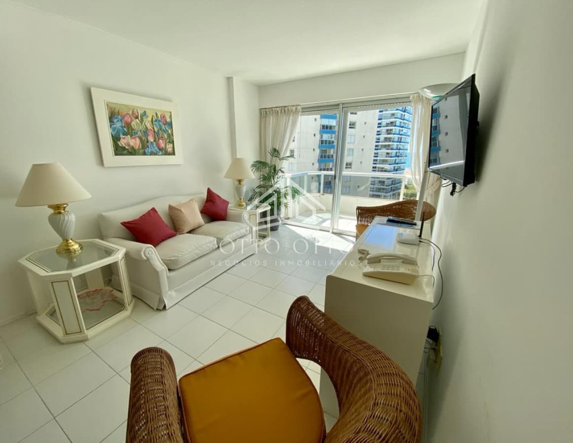 Venta de Apartamento 1 DORMITORIO, Punta del Este.