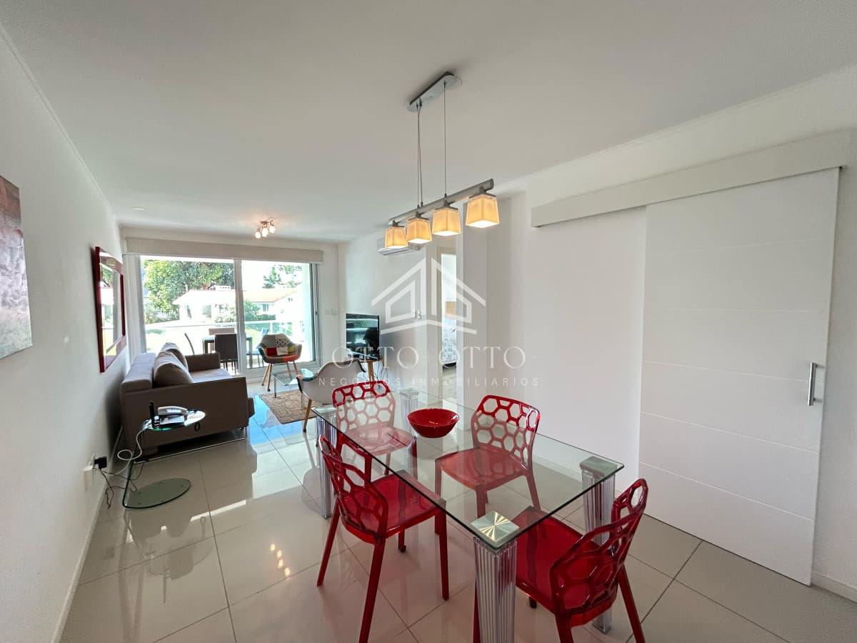 Venta apartamento un dormitorio punta del este Aidy Grill edificio Wind Tower
