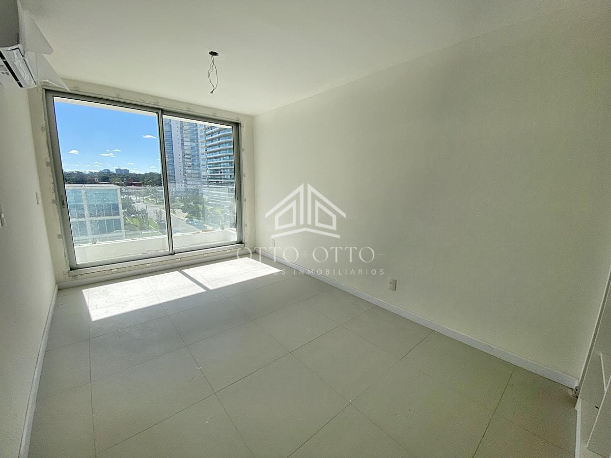 Apartamento en venta Playa Mansa 2 dormitorios