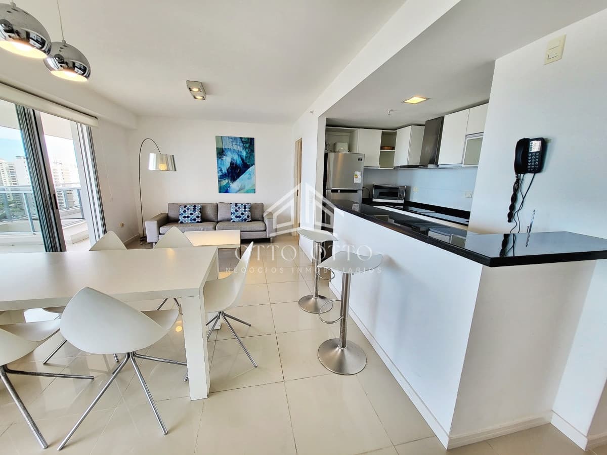 apartamento 3 dormitorios con vista al mar