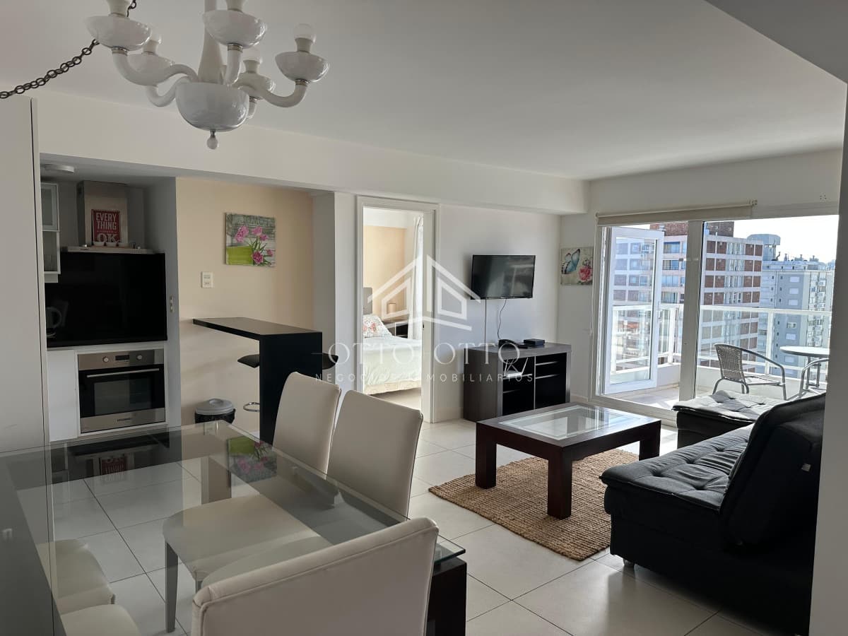Venta apartamento dos dormitorios punta del este peninsula con garaje
