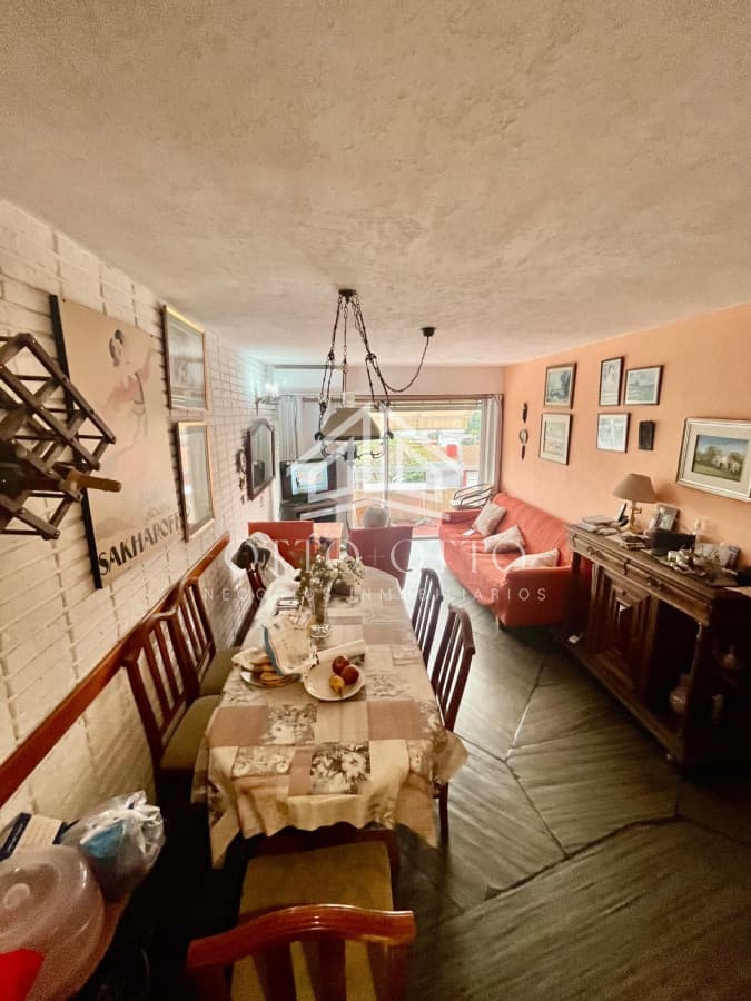 Venta apartamento dos dormitorios punta del este Aidy Grill edificio el Arenal