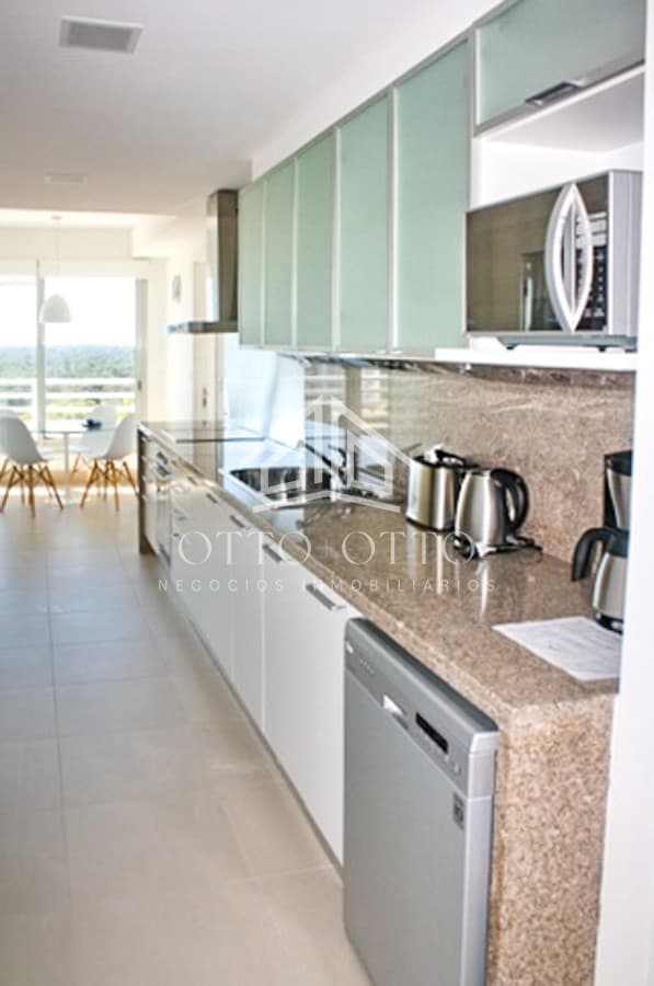 Venta apartamento tres dormitorios punta del este edificio le parc