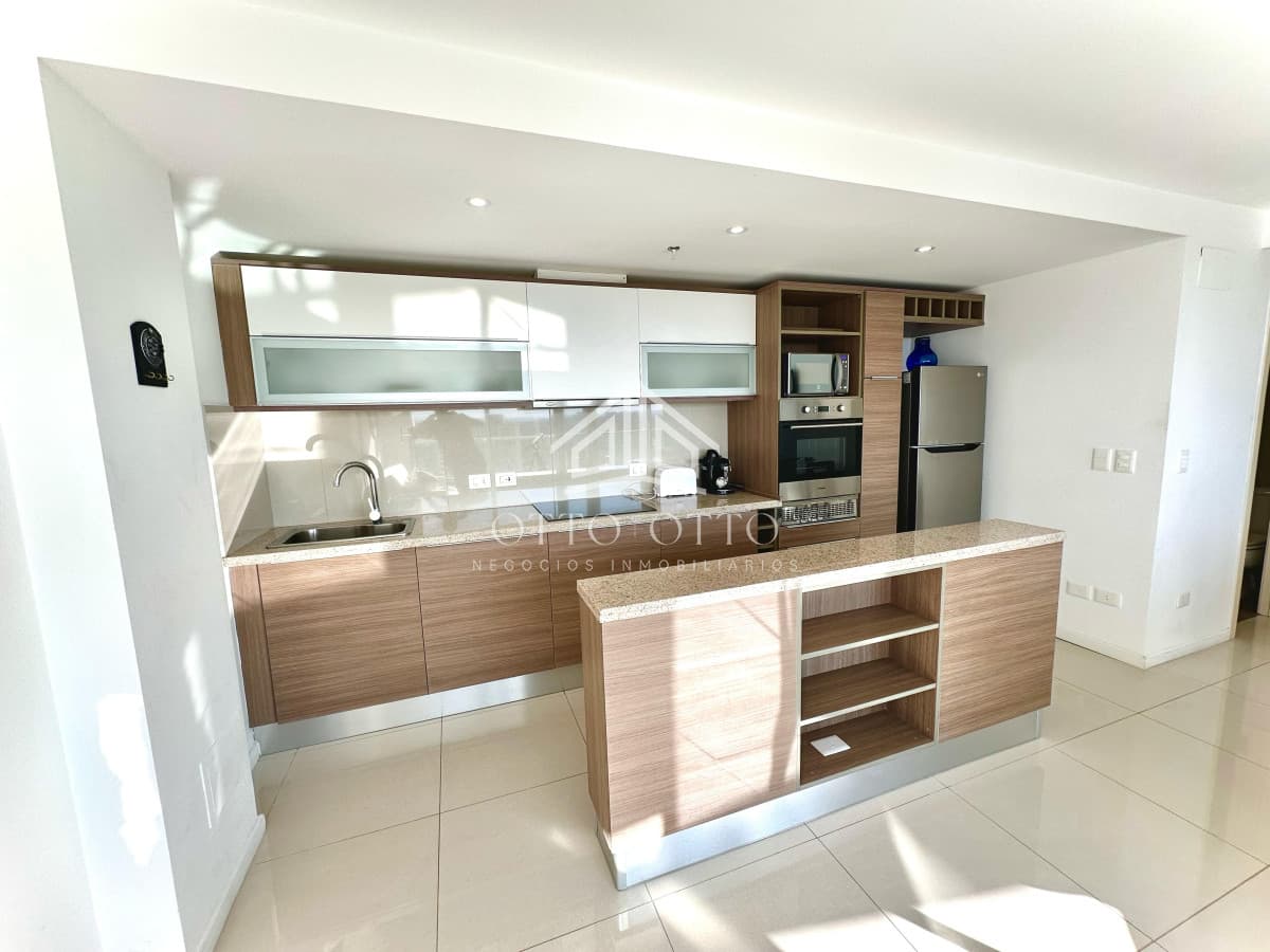 Venta apartamento dos dormitorios punta del este edificio gala vista vista al mar