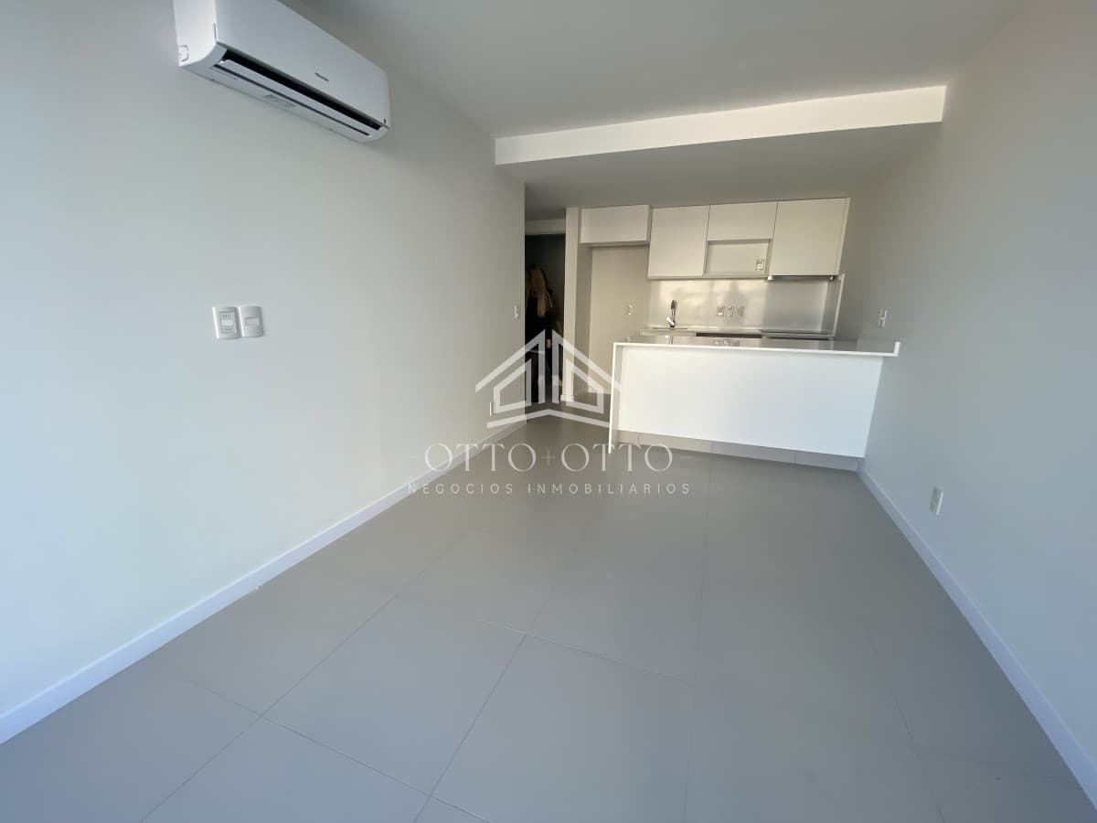 Departamento a metros del mar, parada 4 de playa mansa