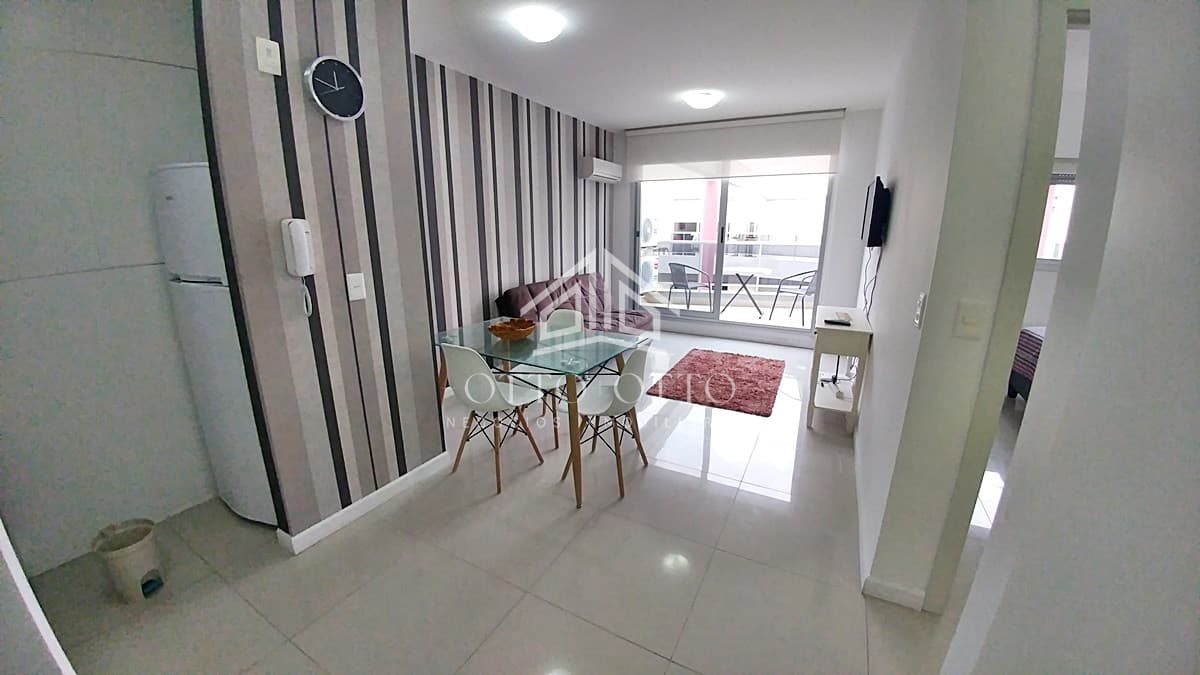 Se vende Apartamento en Peninsula de  Punta del Este! 1 dormitorio
