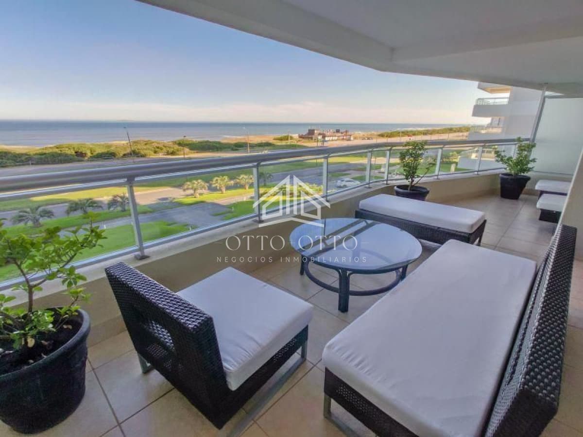 Apartamento de lujo en venta Playa Brava 3 dormitorios