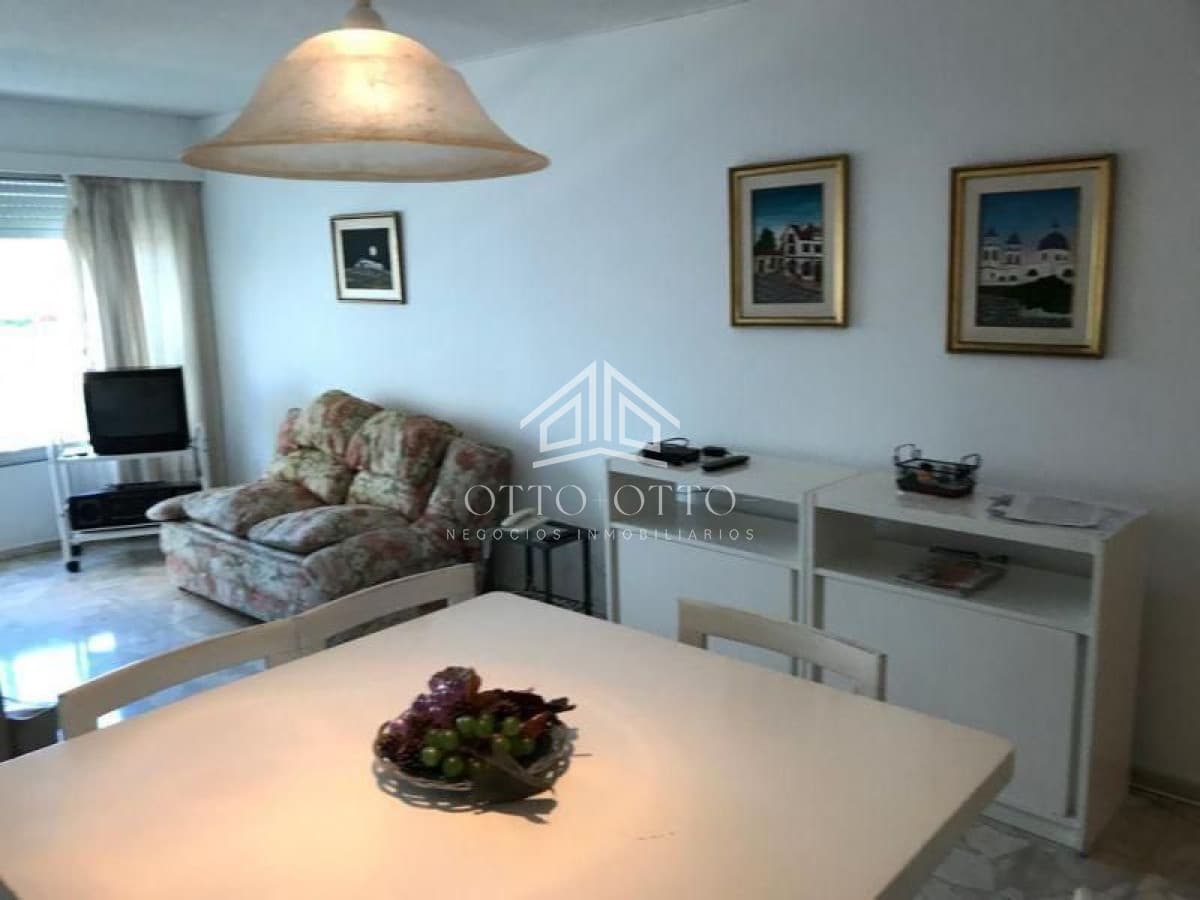 Apartamento en venta y alquiler temporario Playa Mansa 2 dormitorios
