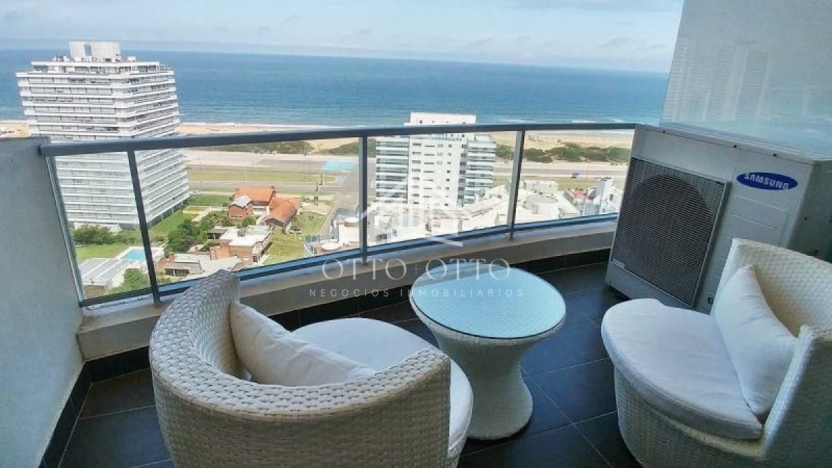 Apartamento en venta  3 dormitorios