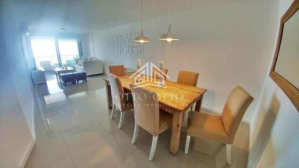 Apartamento en venta  3 dormitorios
