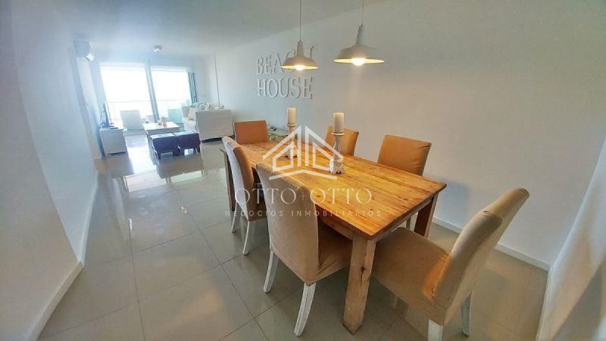 Apartamento en venta  3 dormitorios