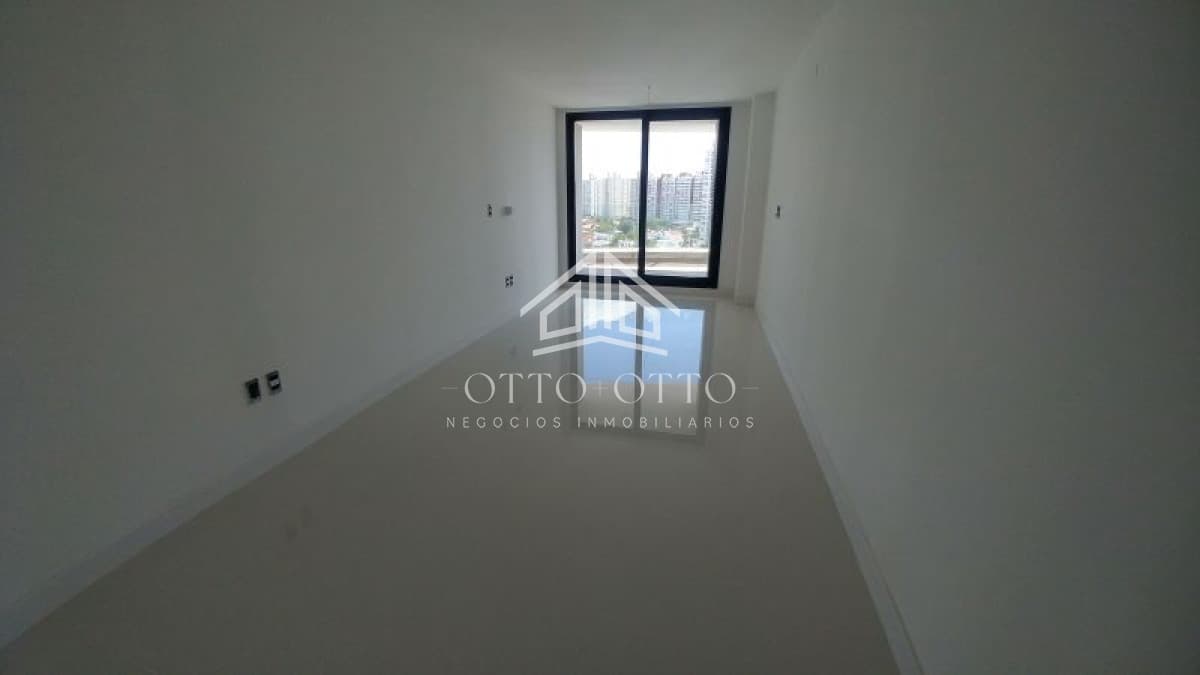 Apartamento en venta  3 dormitorios