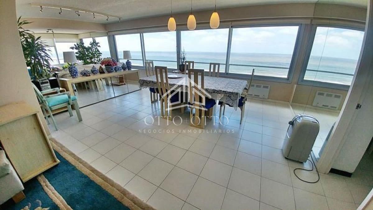 Apartamento en venta Playa Brava 3 dormitorios