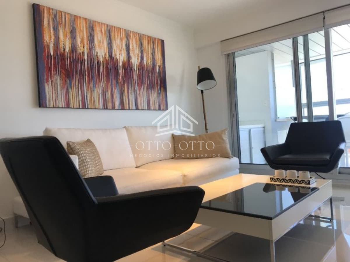 Apartamento en venta Playa Mansa 2 dormitorios