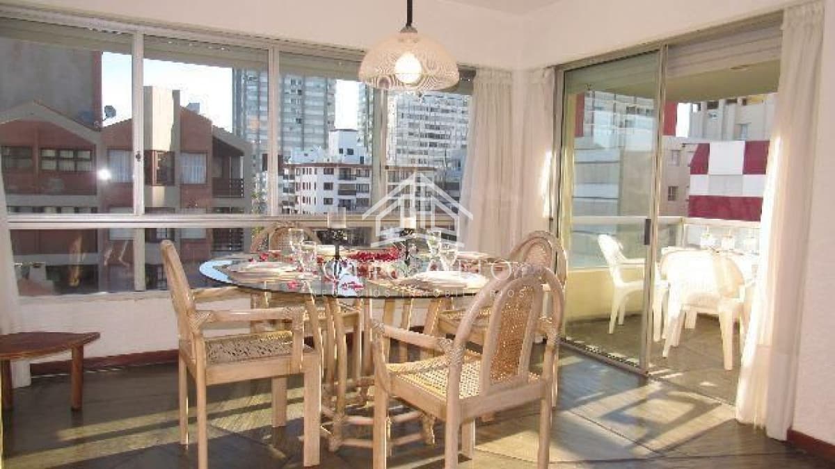 Apartamento en venta Peninsula 2 dormitorios