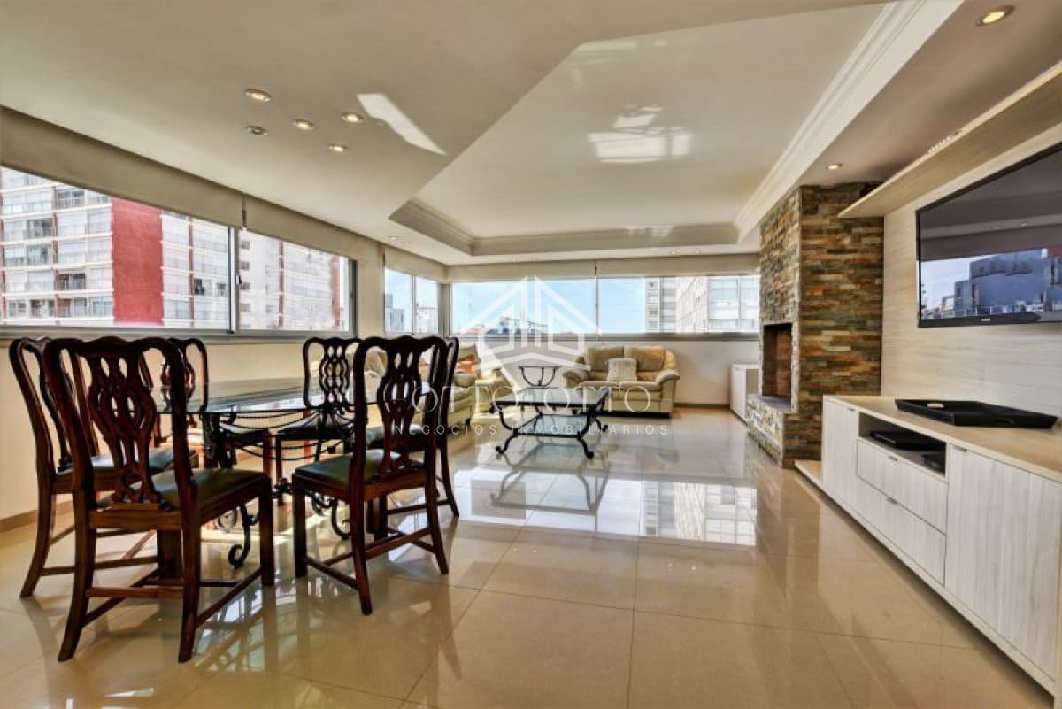 Apartamento en venta Peninsula 3 dormitorios