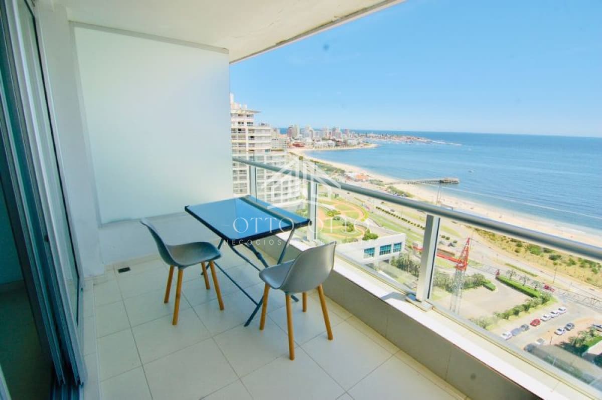 Apartamento en venta Playa Mansa 2 dormitorios