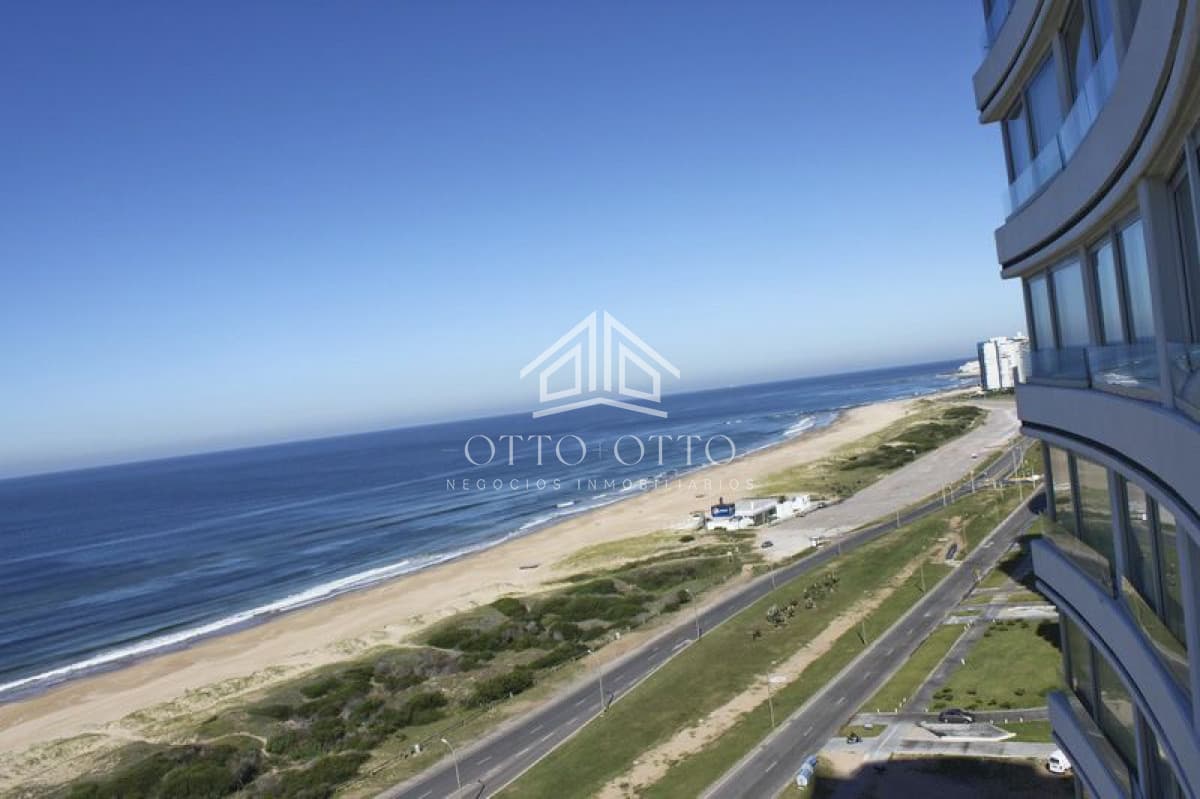 Apartamento en venta Playa Brava 3 dormitorios