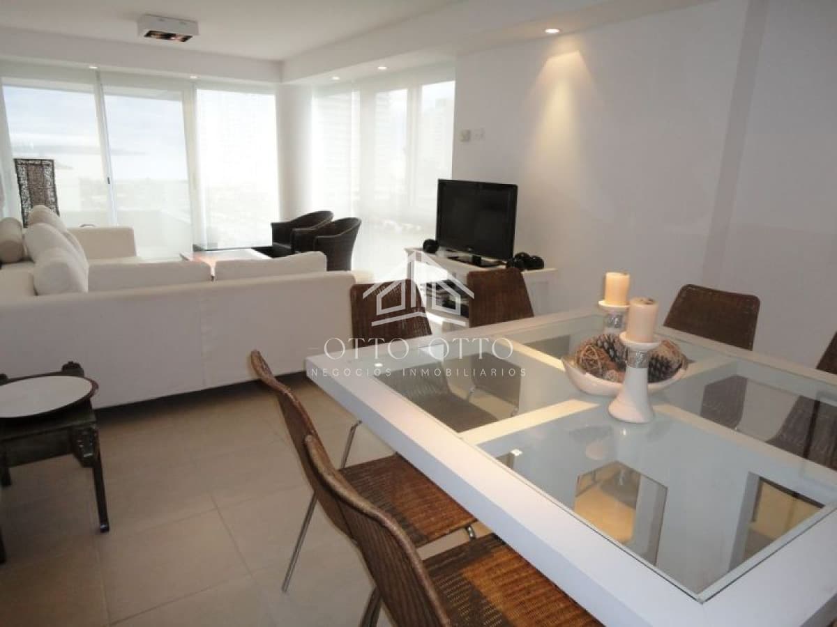 Apartamento en venta  3 dormitorios