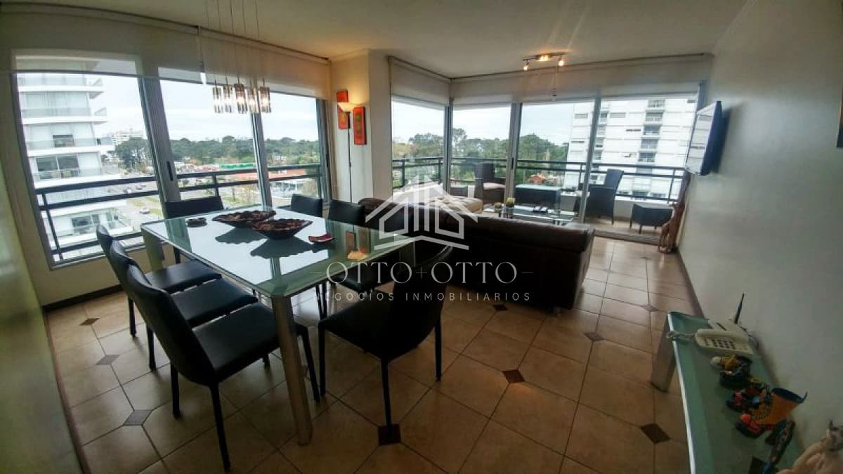 Apartamento en venta Roosevelt 3 dormitorios