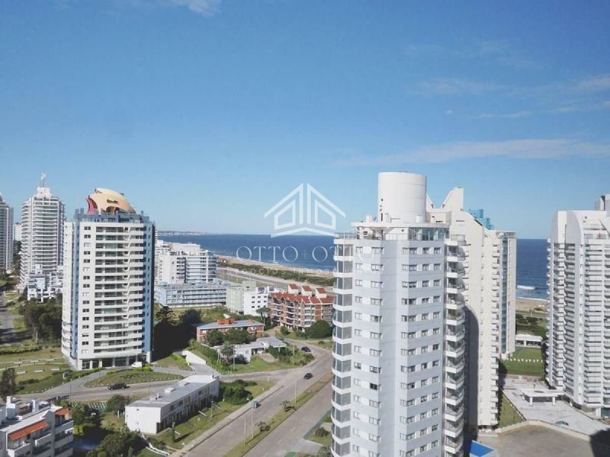 Apartamento en venta Playa Brava 3 dormitorios