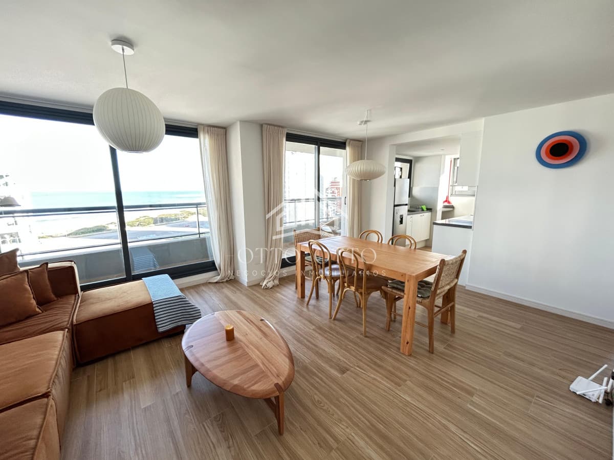 Venta apartamento dos dormitorios punta del este playa brava edificio siglo sol ii vista al mar