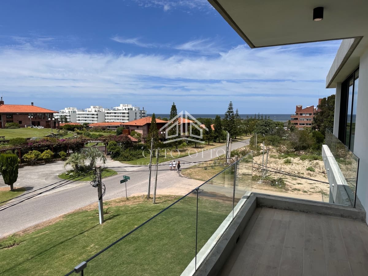 Apartamento en venta de 1 dormitorio en Playa Brava Punta del Este