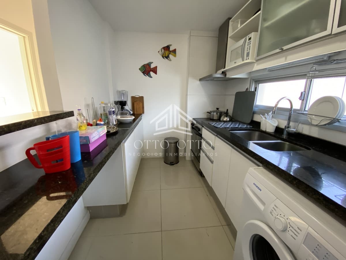 Apartamento en venta, 2 dormitorios, en la Peninsula de Punta del Este!