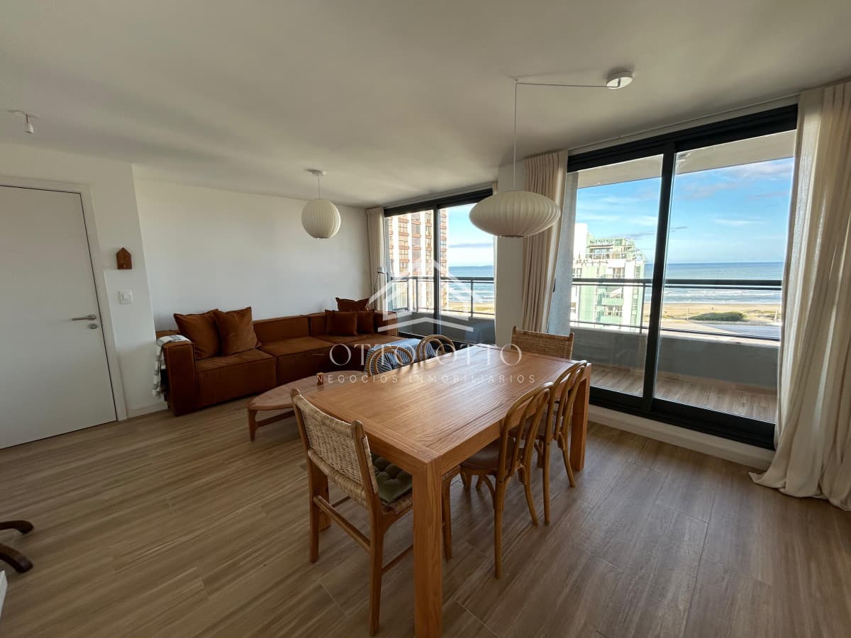 Venta apartamento dos dormitorios punta del este playa brava edificio siglo sol ii vista al mar