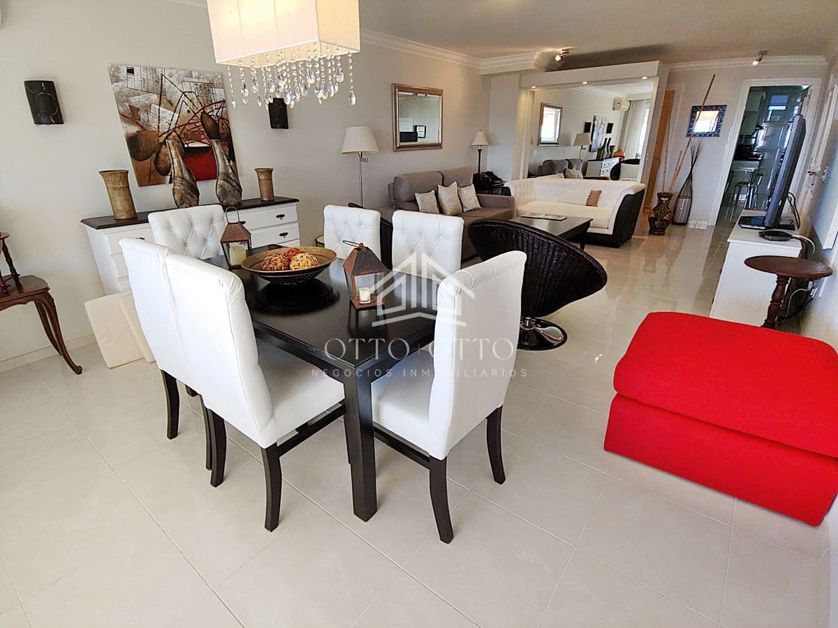 Apartamento en venta  3 + dep. de servicio