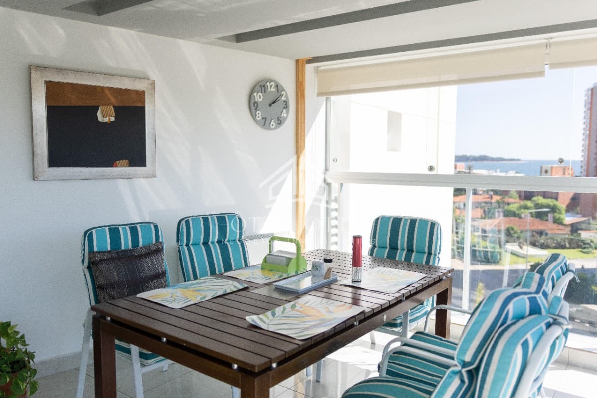 Apartamento 2 dormitorios en venta Miami Boulevar II Punta del Este con vista a Playa Mansa