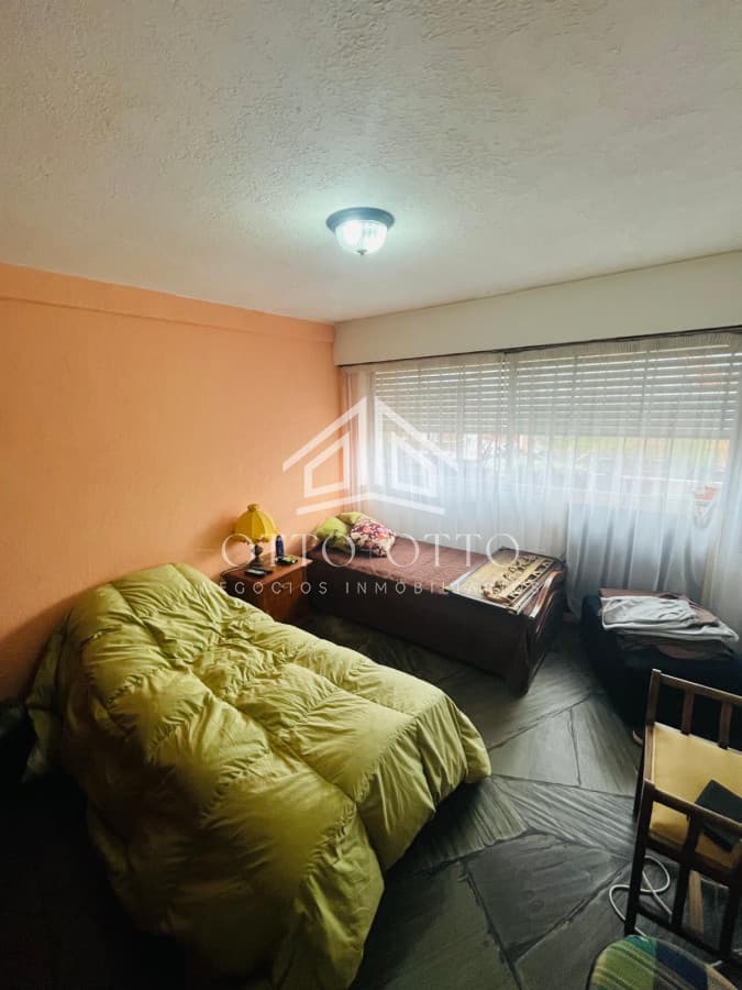 Venta apartamento dos dormitorios punta del este Aidy Grill edificio el Arenal