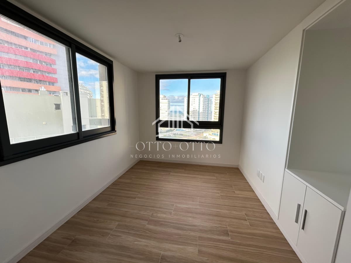 Venta apartamento un dormitorio punta del este playa brava edificio siglo sol