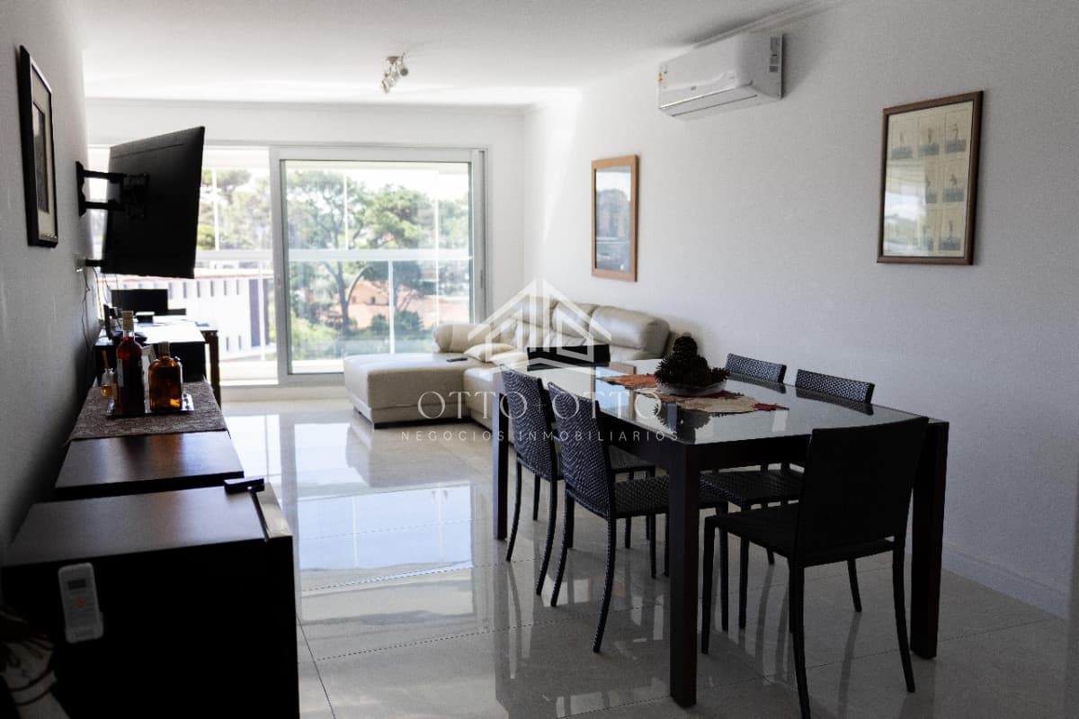 Apartamento 2 dormitorios en venta Miami Boulevar II Punta del Este con vista a Playa Mansa