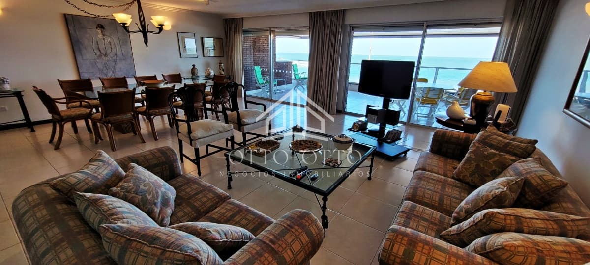 Frente al mar, inmejorables vistas