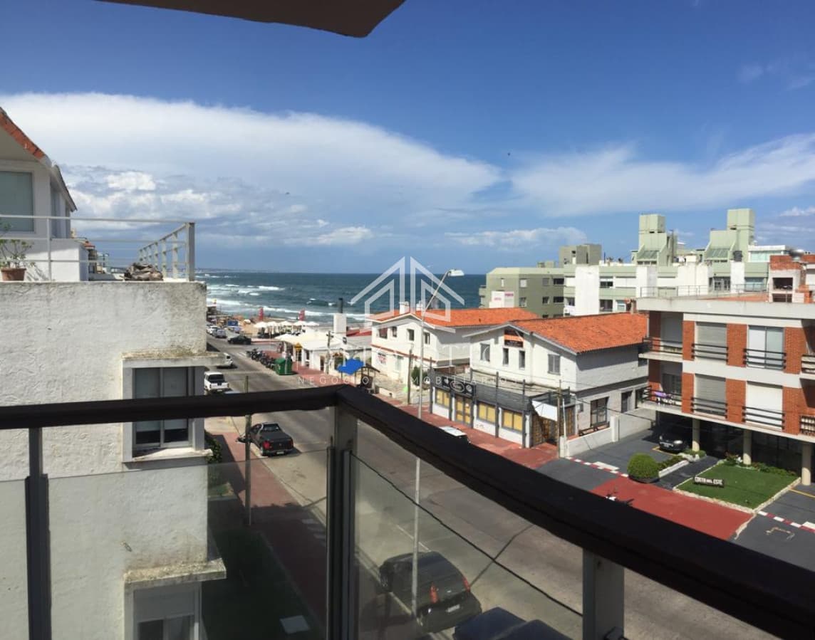Apartamento en la Peninsula de Punta del este, 2 dormitorios!
