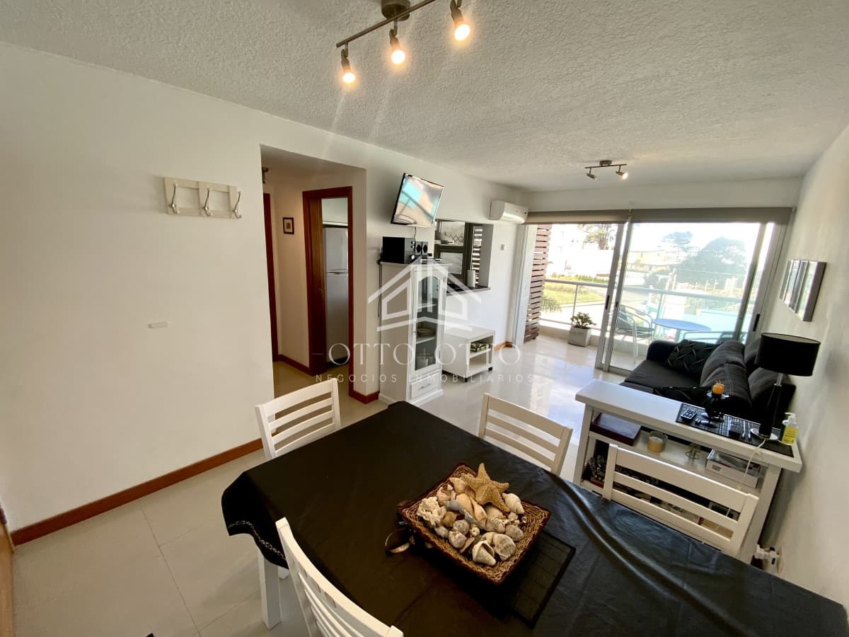 Apartamento de  1 dormitorio en venta  Punta del Este