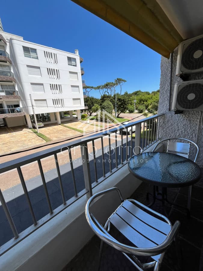 APARTAMENTO FRENTE PLAYA MANSA ALQUILER TEMPORAL