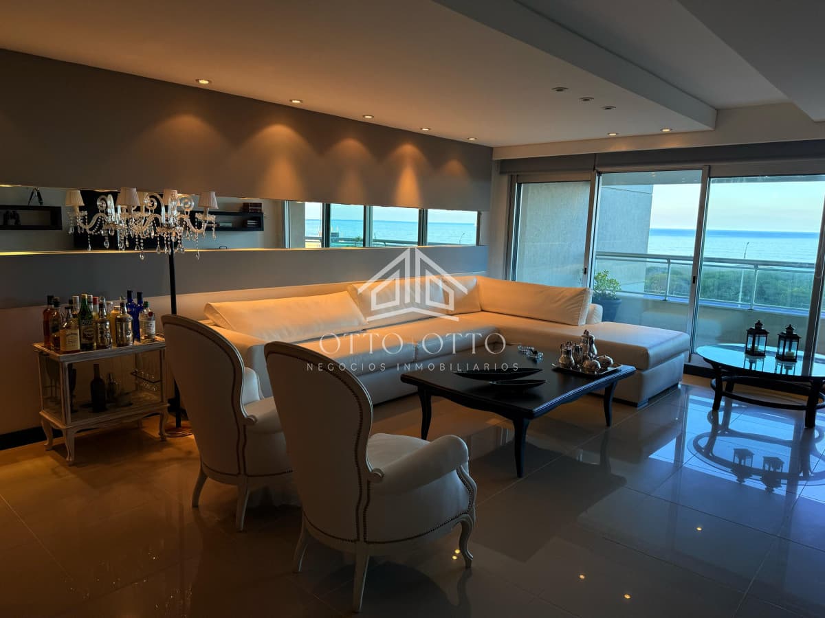 Apartamento de lujo en venta Playa Brava 3 dormitorios