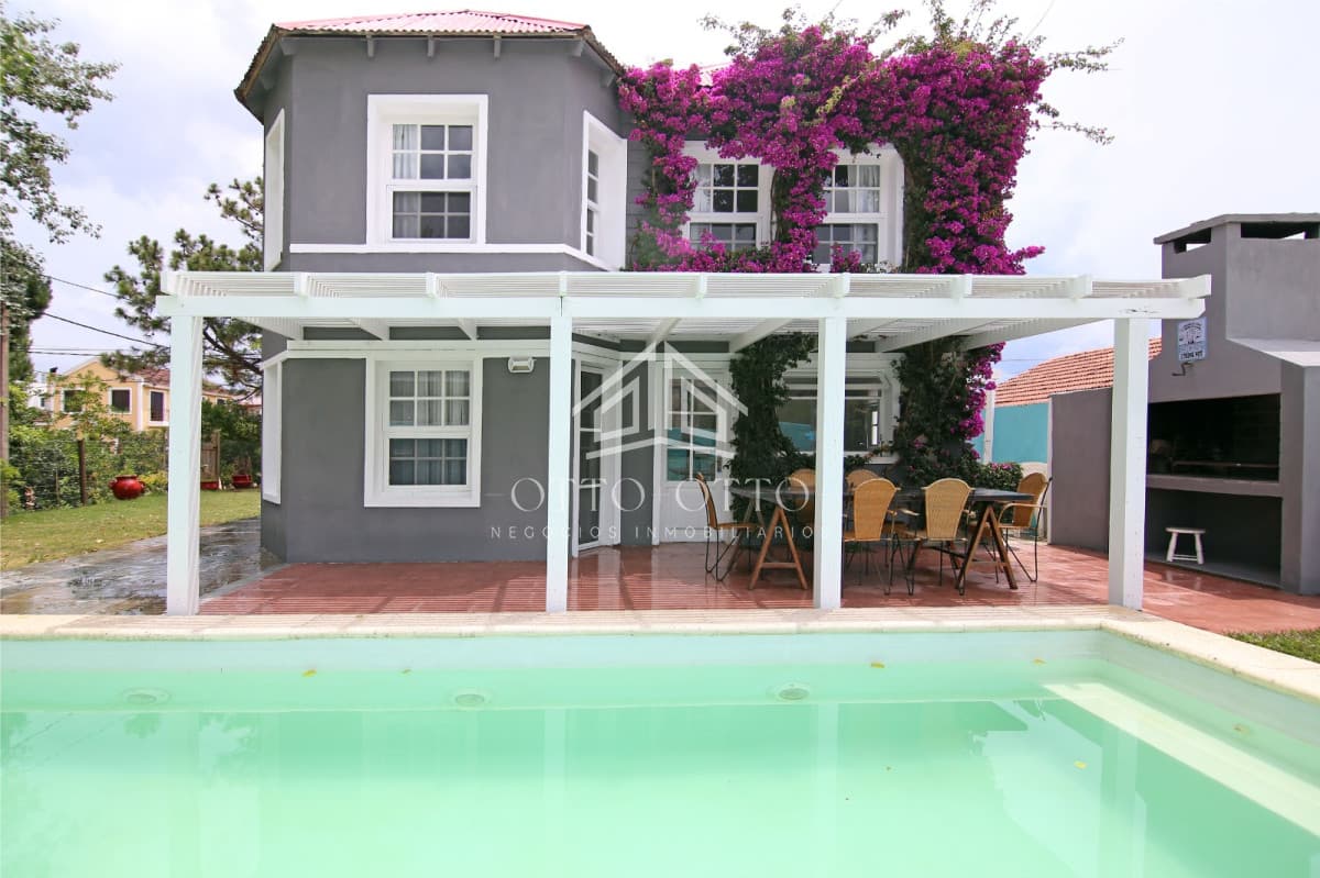 Casa en venta, La barra