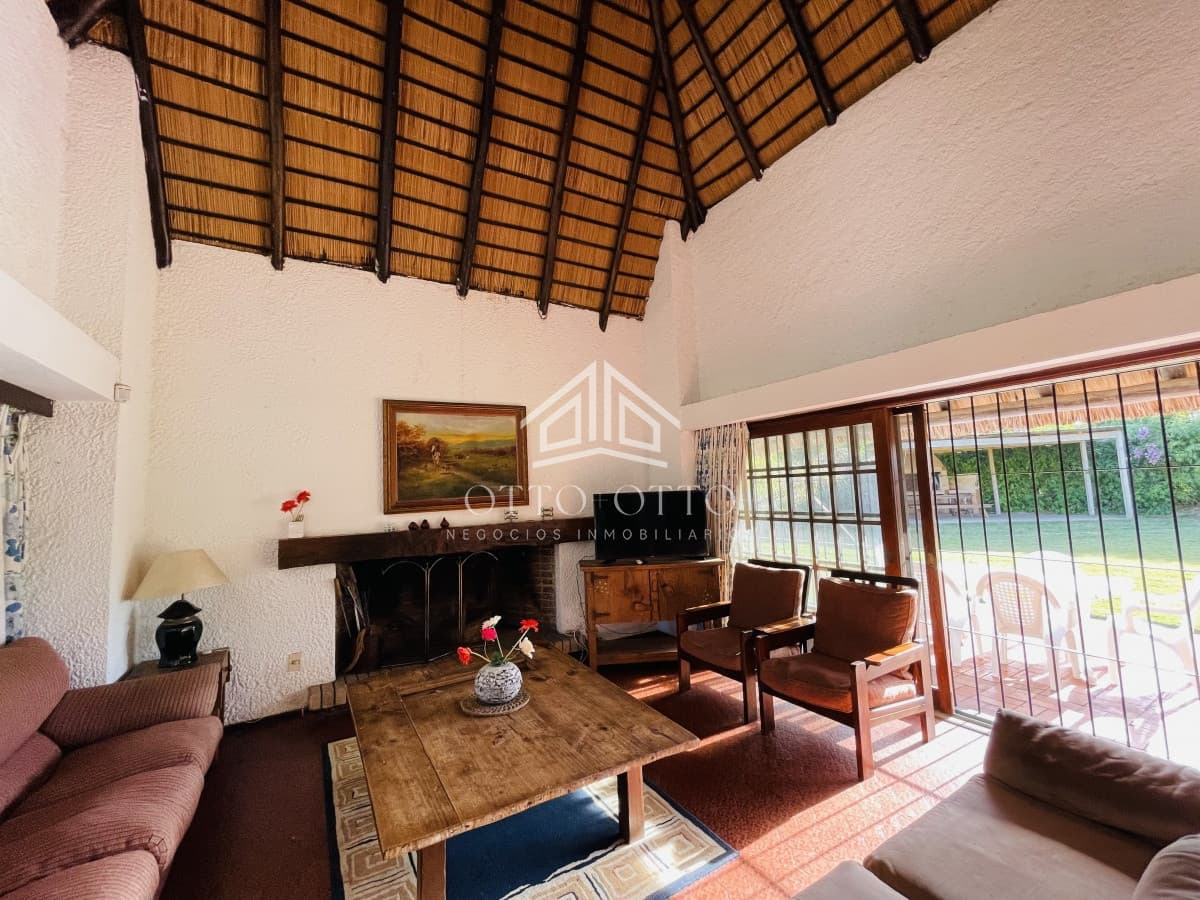 Casa de 3 dormitorios en Marly, Punta del Este