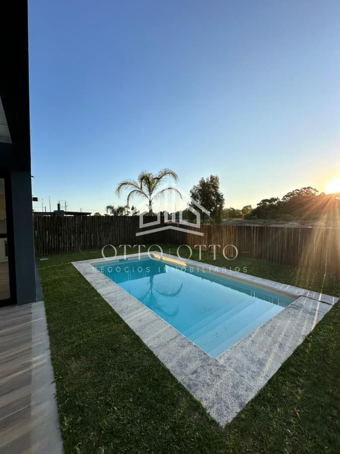 Venta casa tres dormitorios Punta ballena