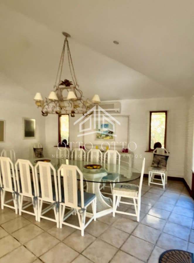 Venta casa siete dormitorios punta del este playa mansa amplio terreno