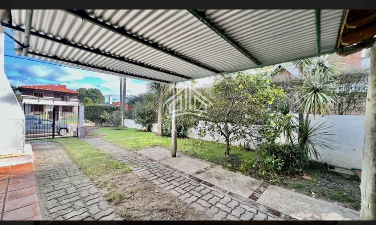 Venta casa tres dormitorios Maldonado